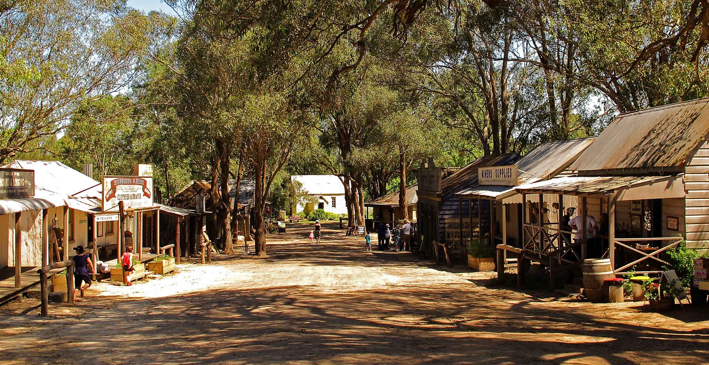 Australiana Pioneer Village the perfect venue for vintage & rustic weddings